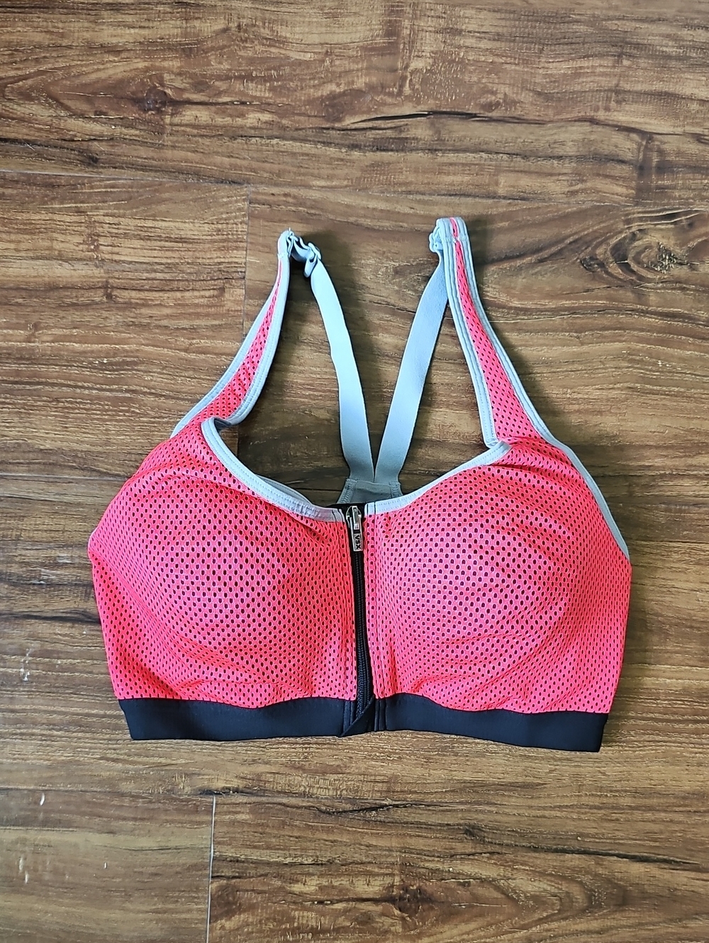 Victoria's Secret VSX Women's Dark Red Underwire Zip Front Mesh Sports Bra 34D